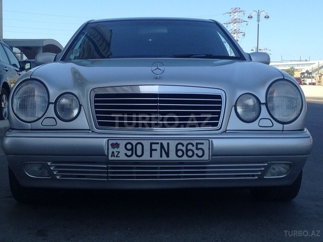 Mercedes E 230 1997, 268,600 km - 2.3 l - Bakı