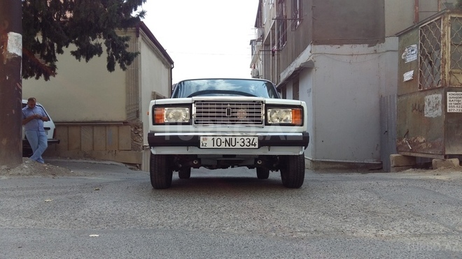 LADA (VAZ) 2107 2005, 129,000 km - 1.6 л - Bakı