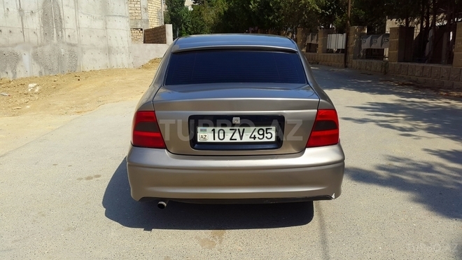 Opel Vectra 1997, 230,000 km - 2.0 l - Bakı