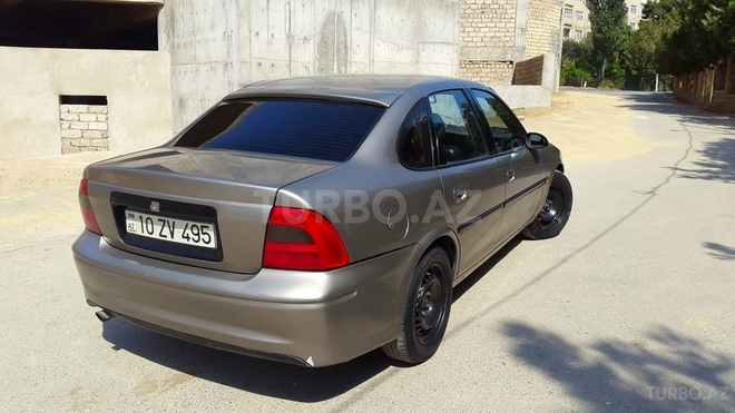 Opel Vectra 1997, 230,000 km - 2.0 l - Bakı
