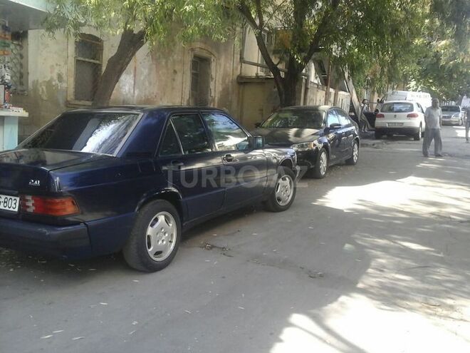 Mercedes 190 1993, 560,000 km - 2.0 l - Bakı
