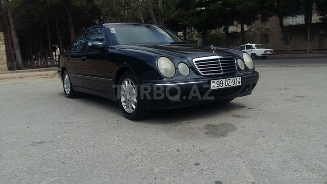 Mercedes E 220 1999, 289,456 km - 2.2 l - Bakı