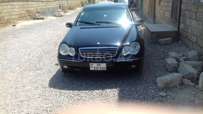 Mercedes C 240 2004, 280,000 km - 2.6 l - Sumqayıt