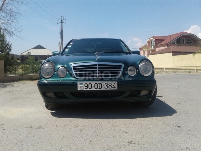 Mercedes E 220 2000, 210,000 km - 2.2 l - Şirvan