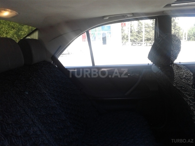 Mercedes E 220 2000, 210,000 km - 2.2 l - Şirvan