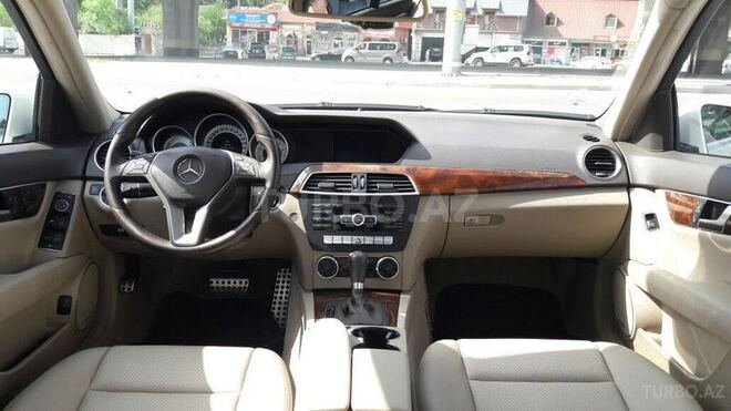 Mercedes C 250 2011, 84,000 km - 2.0 l - Bakı