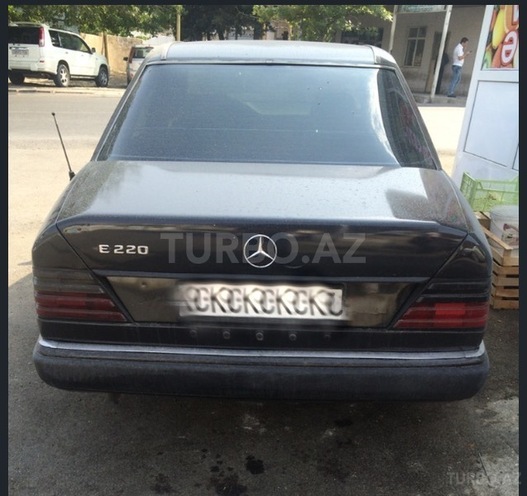 Mercedes E 220 1989, 310,000 km - 2.2 л - Bakı