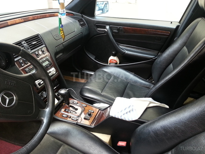 Mercedes C 240 2000, 150,000 km - 2.4 l - Bakı