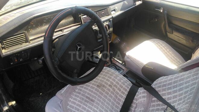 Mercedes 190 1991, 300,000 km - 1.8 l - Bakı