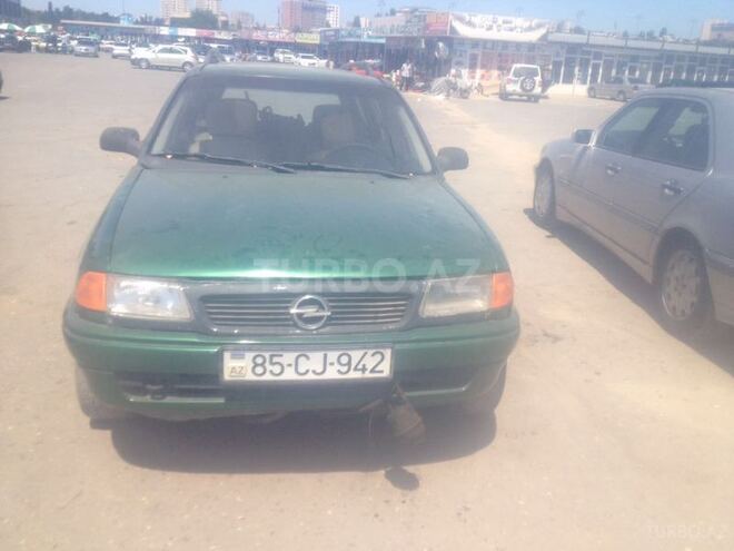 Opel Astra 1996, 324,157 km - 1.8 l - Bakı