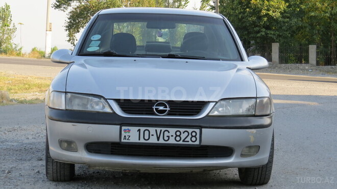 Opel Vectra 1998, 319,000 km - 1.8 l - Şəki