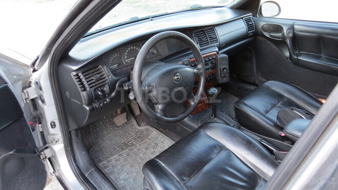 Opel Vectra 1998, 319,000 km - 1.8 l - Şəki