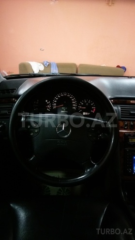Mercedes E 240 2000, 286,896 km - 2.4 l - Bakı