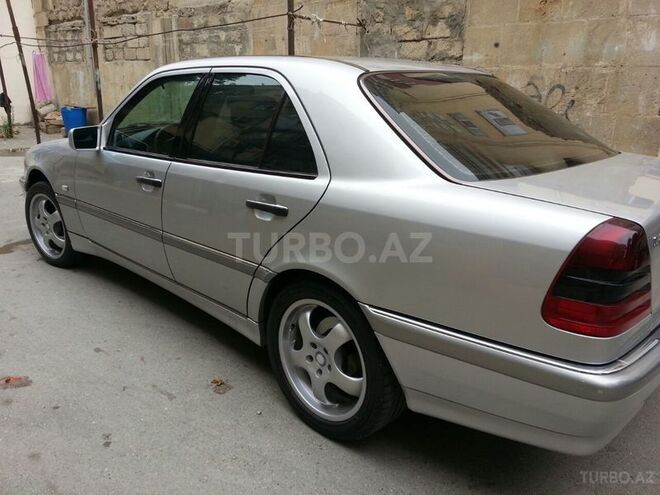 Mercedes C 240 2000, 15,000 km - 2.4 l - Bakı