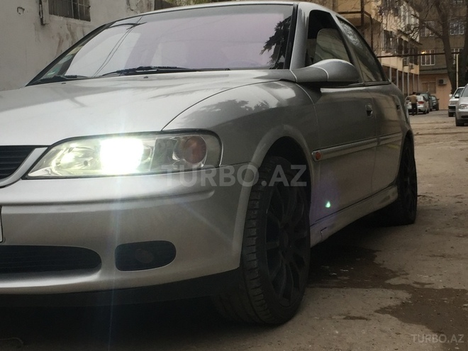 Opel Vectra 2001, 265,130 km - 2.2 l - Bakı