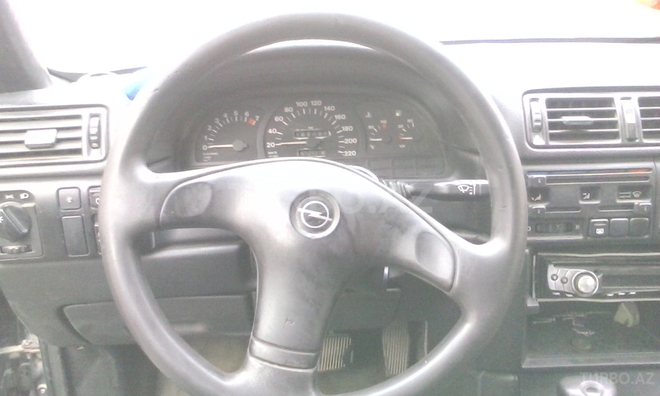 Opel Vectra 1993, 188,000 km - 1.8 l - Xırdalan