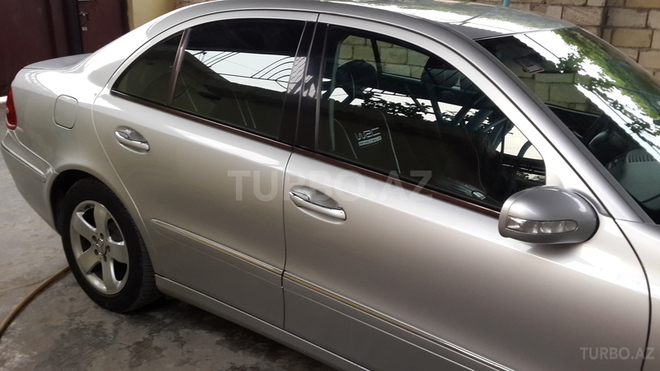 Mercedes E 270 2002, 35,000 km - 2.7 л - Bakı