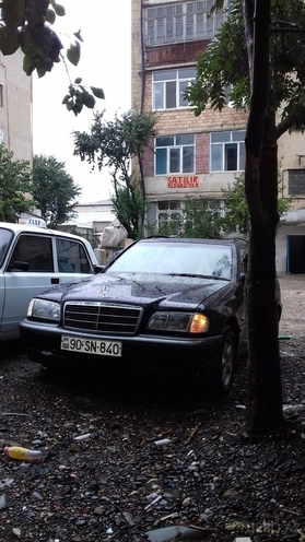 Mercedes C 180 1998, 2,000,464 km - 1.8 l - Quba