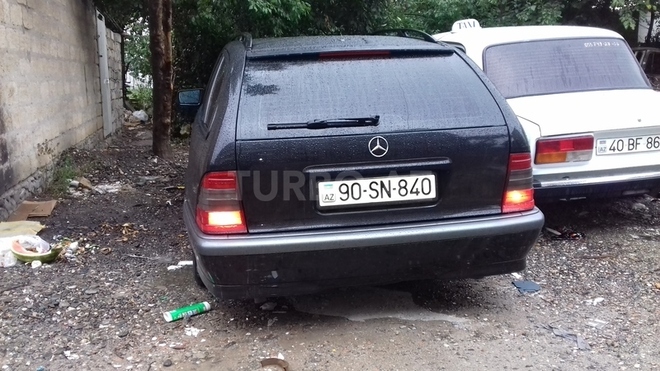 Mercedes C 180 1998, 2,000,464 km - 1.8 l - Quba