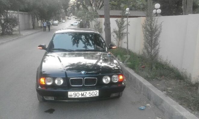 BMW 520 1993, 300,000 km - 2.0 l - Bakı