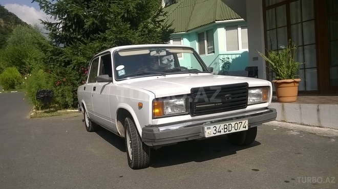 LADA (VAZ) 2107 2009, 13,750 km - 1.6 l - Qax