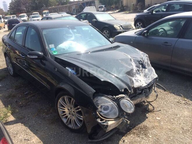 Mercedes E 200 2005, 130,000 km - 0.2 л - Bakı