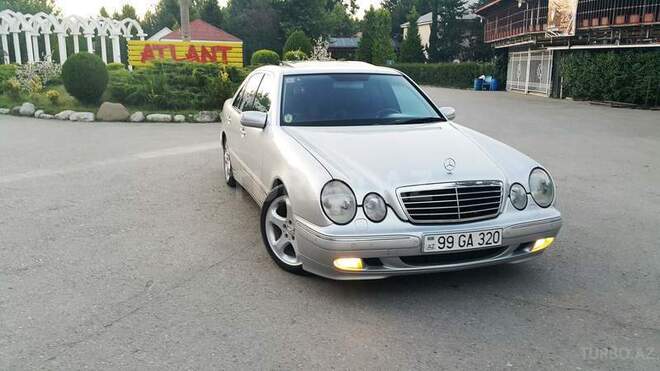 Mercedes E 320 2000, 195,000 km - 3.2 l - Bakı