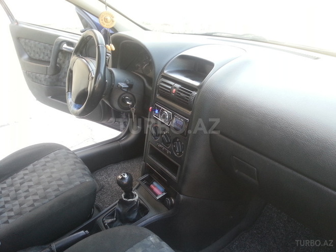 Opel Astra 2000, 185,040 km - 1.6 l - Bakı