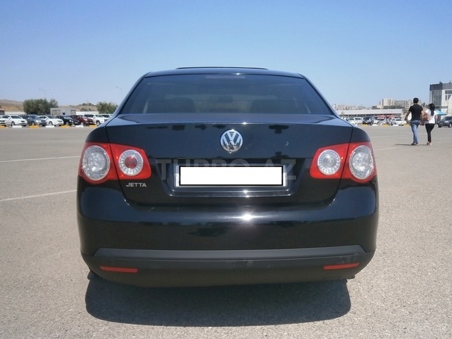Volkswagen Jetta 2009, 107,000 km - 1.6 l - Bakı