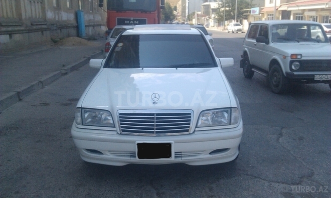 Mercedes C 200 1998, 156,000 km - 2.0 l - Bakı
