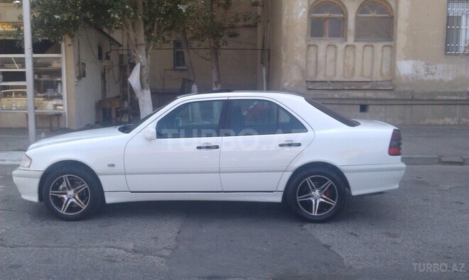 Mercedes C 200 1998, 156,000 km - 2.0 l - Bakı