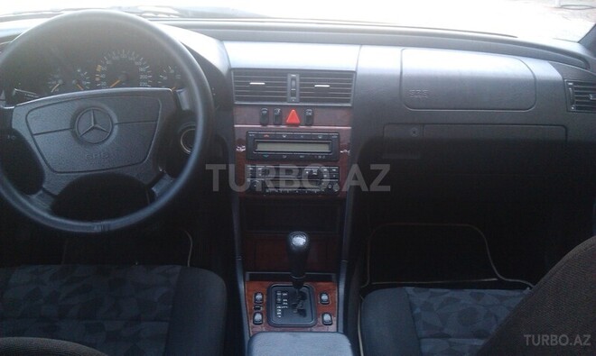 Mercedes C 200 1998, 156,000 km - 2.0 l - Bakı