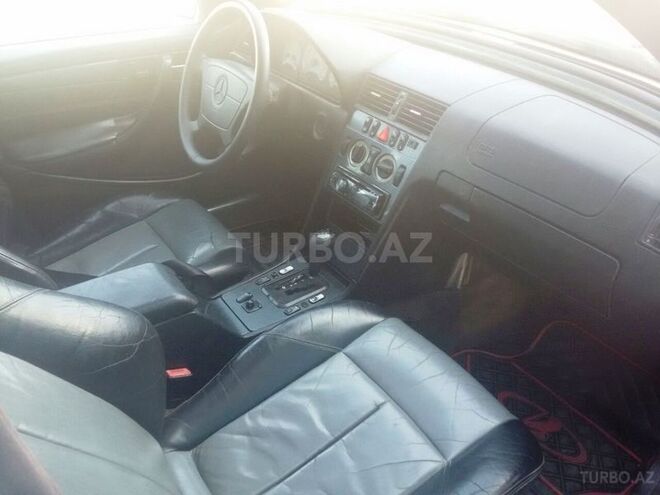 Mercedes C 230 1999, 220,000 km - 2.3 л - Sumqayıt