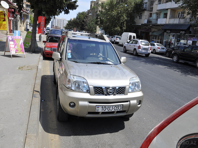 Nissan X-Trail 2006, 108,000 km - 2.5 л - Bakı