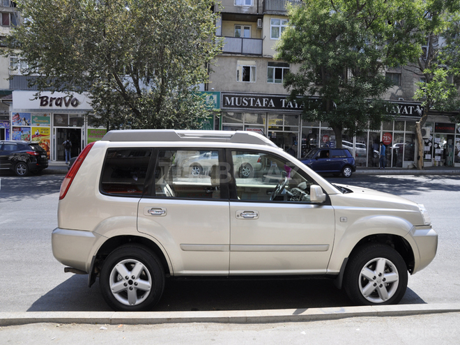 Nissan X-Trail 2006, 108,000 km - 2.5 л - Bakı