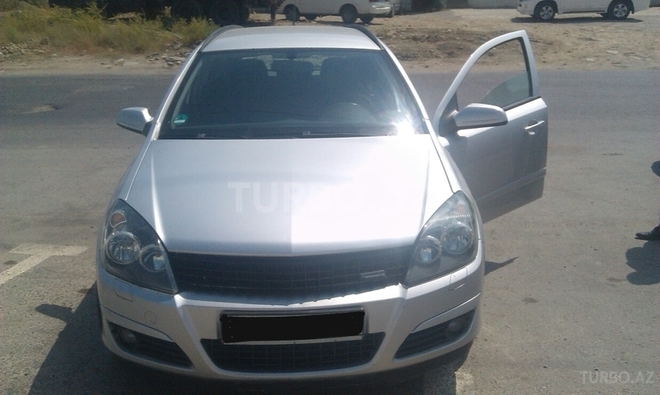 Opel Astra 2005, 241,000 km - 1.9 l - Bakı