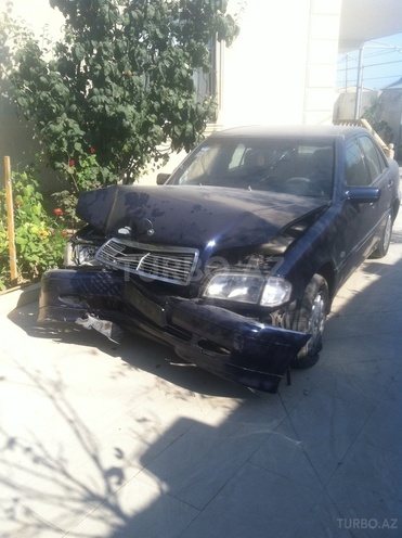 Mercedes C 180 1998, 278,956 km - 1.8 l - Bakı