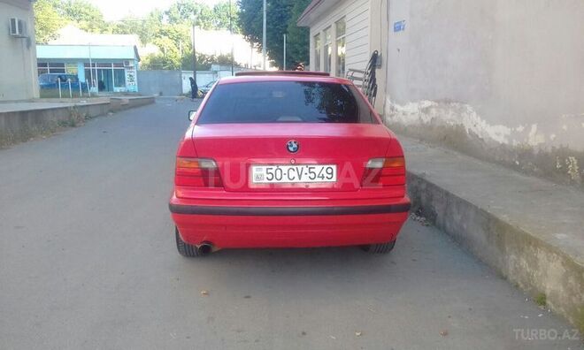 BMW 318 1997, 332,567 km - 1.9 л - Bakı