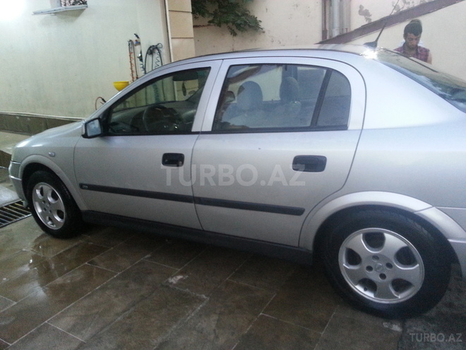 Opel Astra 2002, 210,000 km - 1.6 л - Bakı