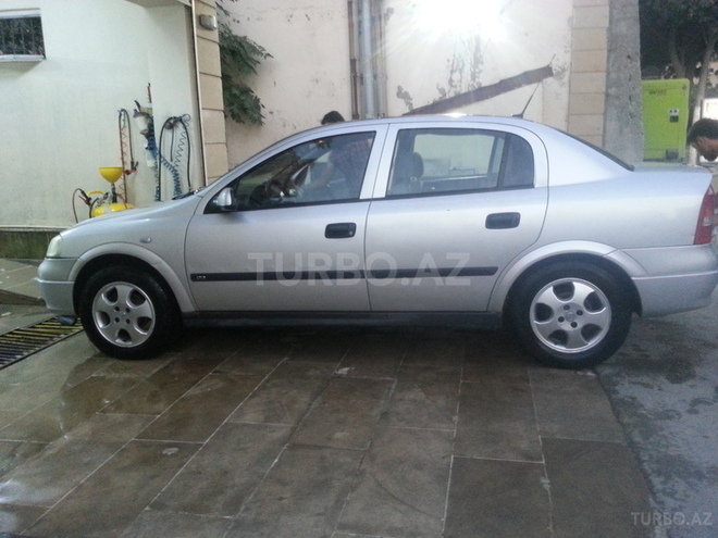 Opel Astra 2002, 210,000 km - 1.6 л - Bakı