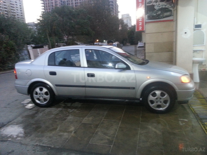 Opel Astra 2002, 210,000 km - 1.6 л - Bakı