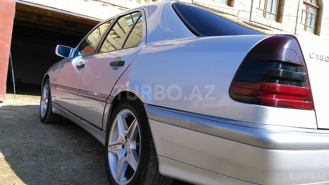Mercedes C 180 1997, 68,000 km - 1.8 l - Salyan