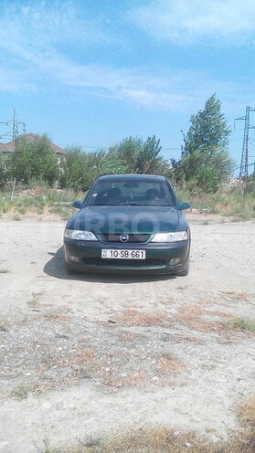 Opel Vectra 1997, 235,000 km - 0.2 л - Bakı