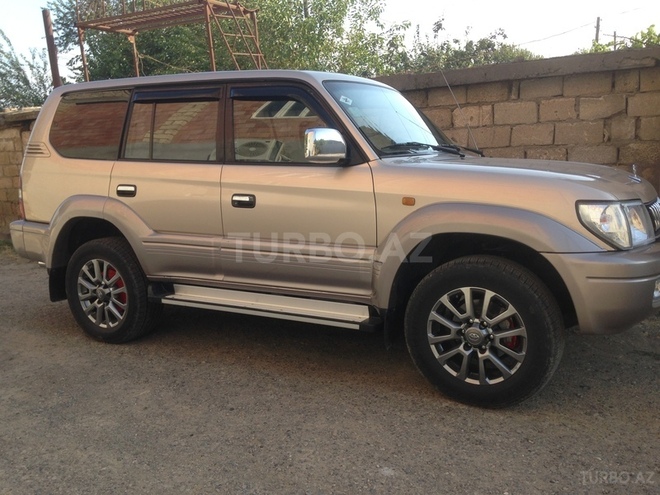 Toyota Prado 2002, 220,000 km - 2.7 л - Biləsuvar