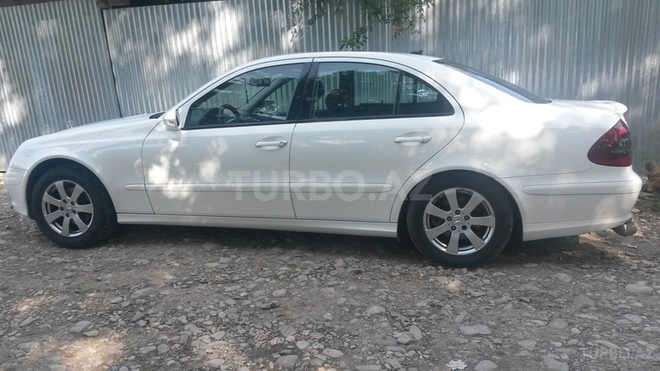 Mercedes E 220 2007, 200,000 km - 2.2 l - Bakı
