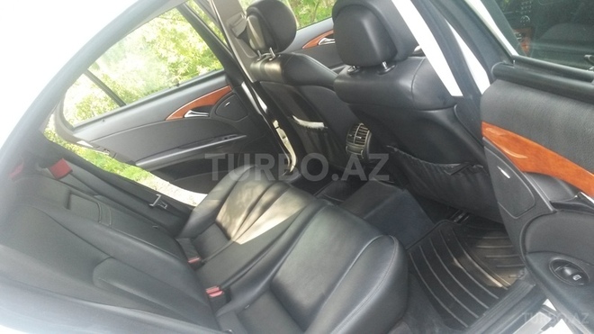 Mercedes E 220 2007, 200,000 km - 2.2 l - Bakı
