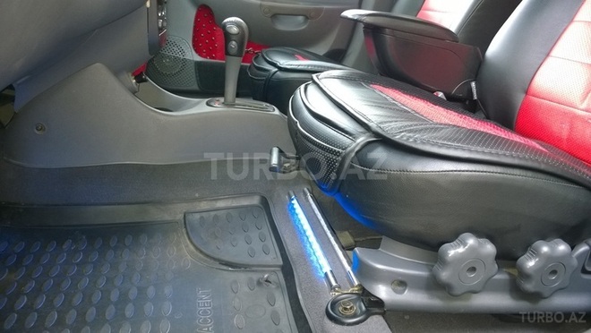 Hyundai Accent 2002, 188,888 km - 1.6 l - Bakı