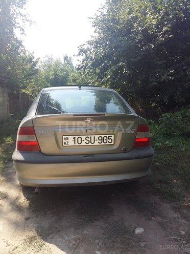 Opel Vectra 1996, 328,350 km - 0.2 l - Quba