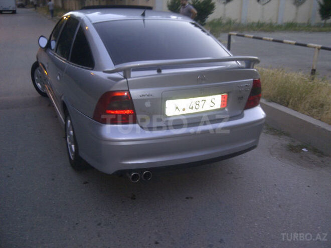Opel Vectra 2001, 198,000 km - 2.0 l - Şəmkir
