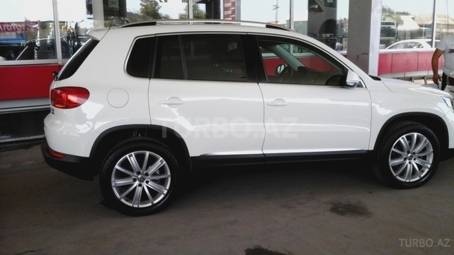 Volkswagen Tiguan 2013, 55,861 km - 2.0 л - Bakı